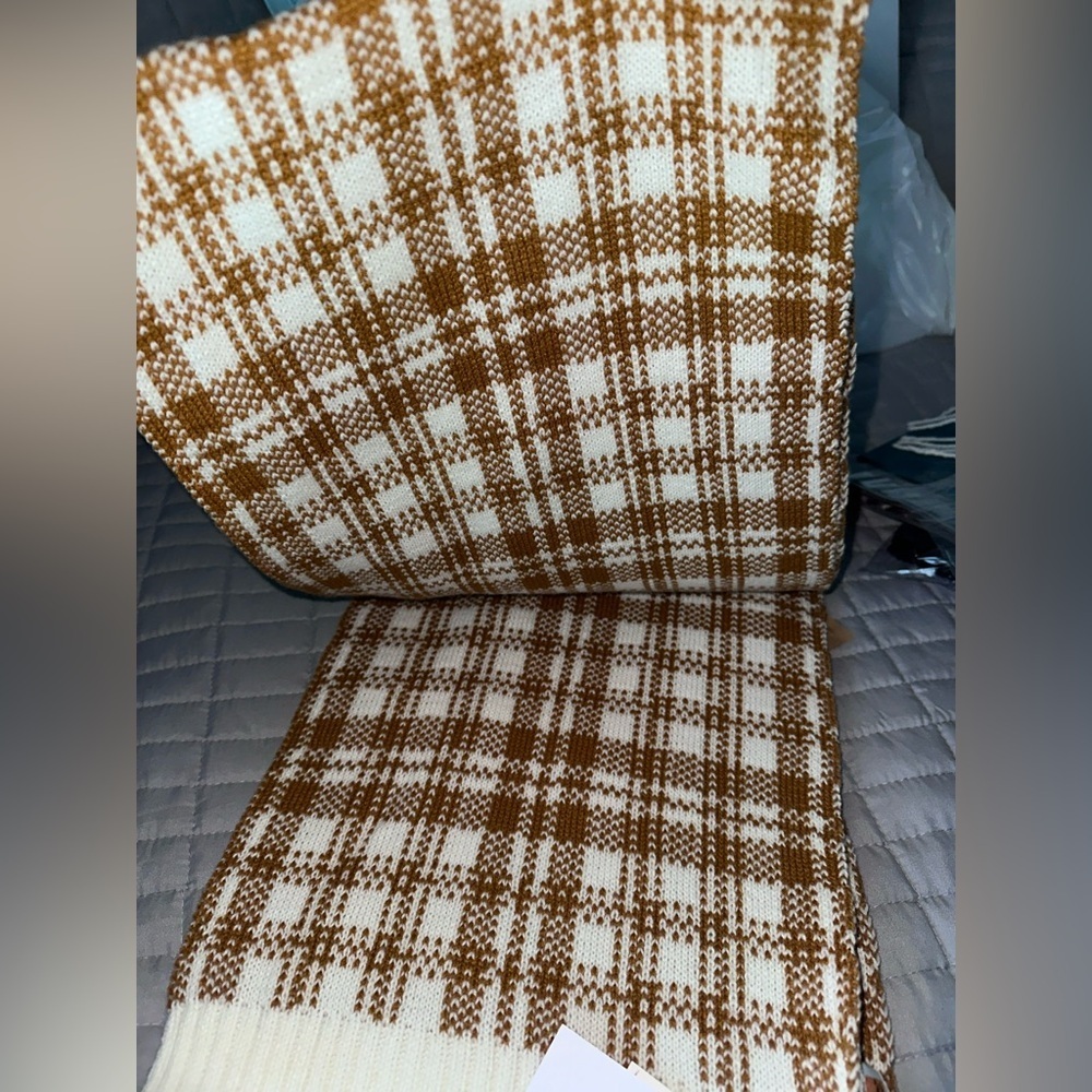 Timberland Tan and White Plaid Scarf - Picture 5 of 7
